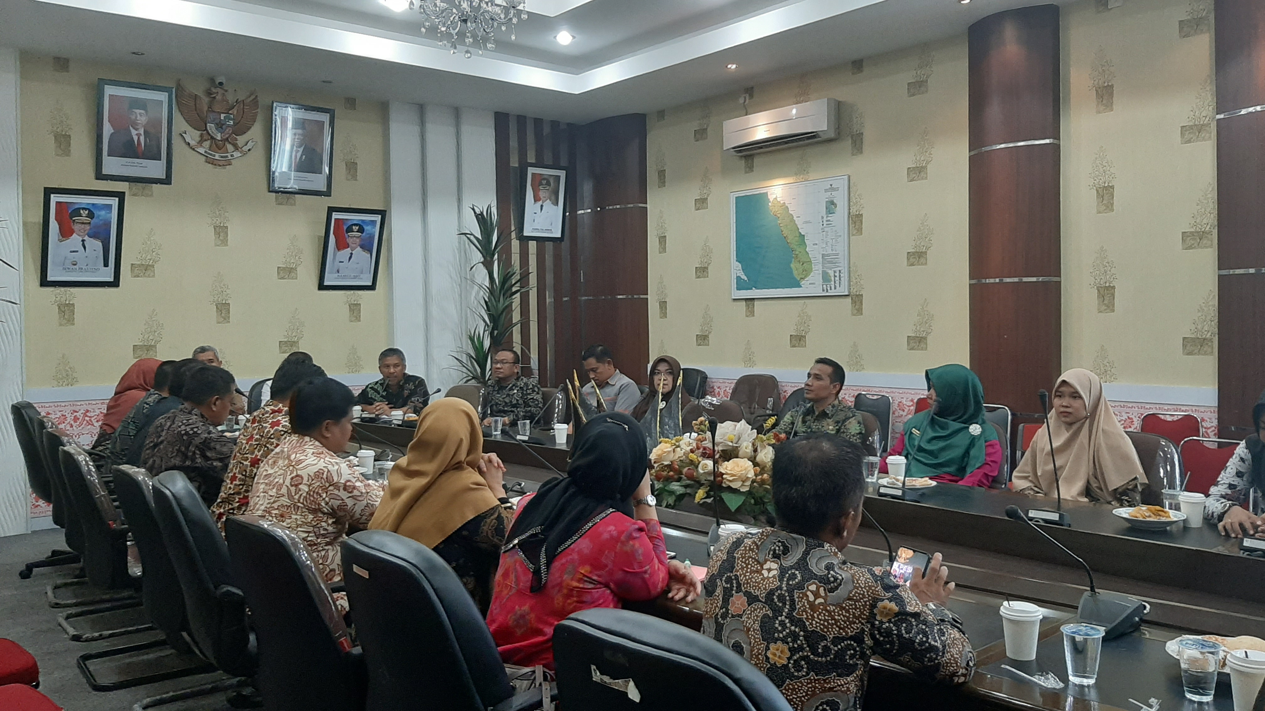 PPID Kabupaten Pesisir Selatan terima kunjungan PPID kabupaten Dharmasraya