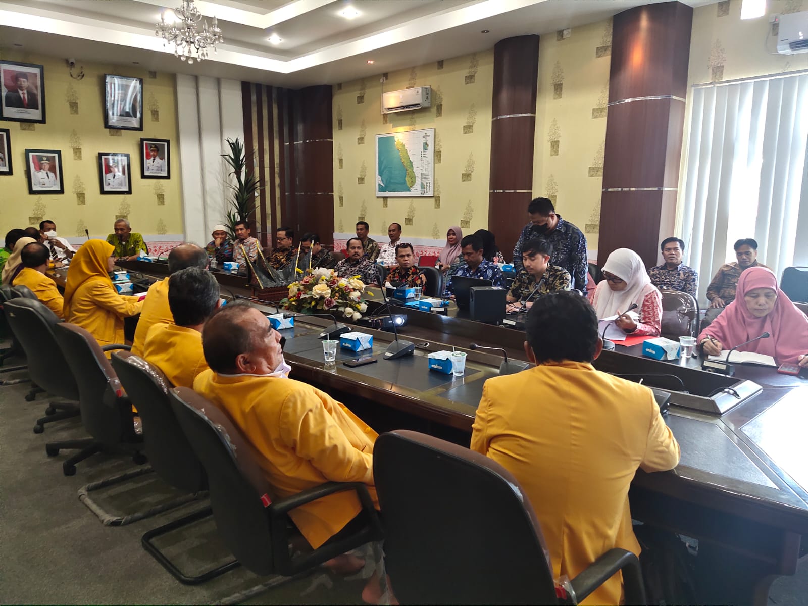 Untuk Kemajuan Kampus UNP Kabupaten Pesisir Selatan, Pemda Pessel dan UNP Lakukan Rapat Koordinasi. 